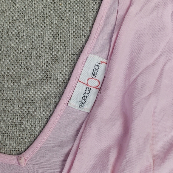 Rebecca Beeson - Picture 3 of 4